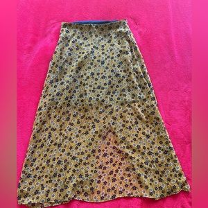 Cute floral midi skirt